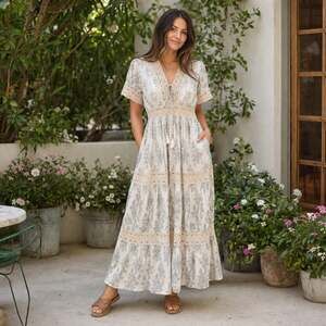 Me 2 Magic Boho Ivory Floral Lace Trim Tiered Maxi Dress Women’s Small